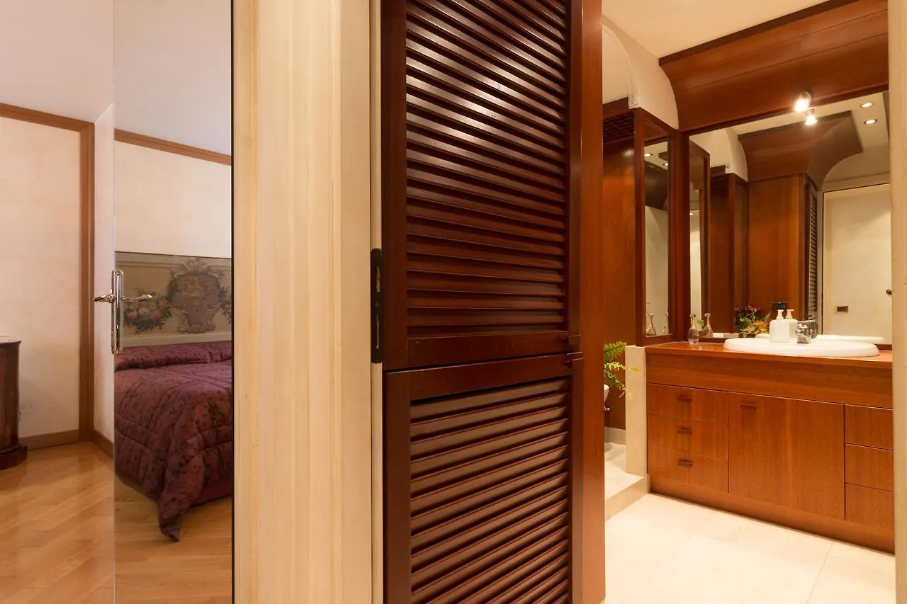 La Fenice Double Canal view Venecia Apartamento