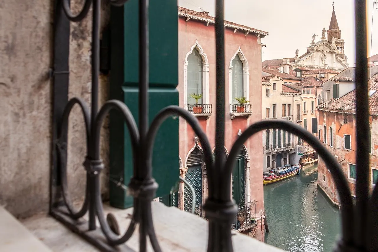Apartamento La Fenice Double Canal view Venecia